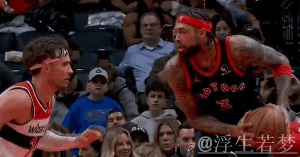 英格拉姆低位单打 翻身跳投精准发力