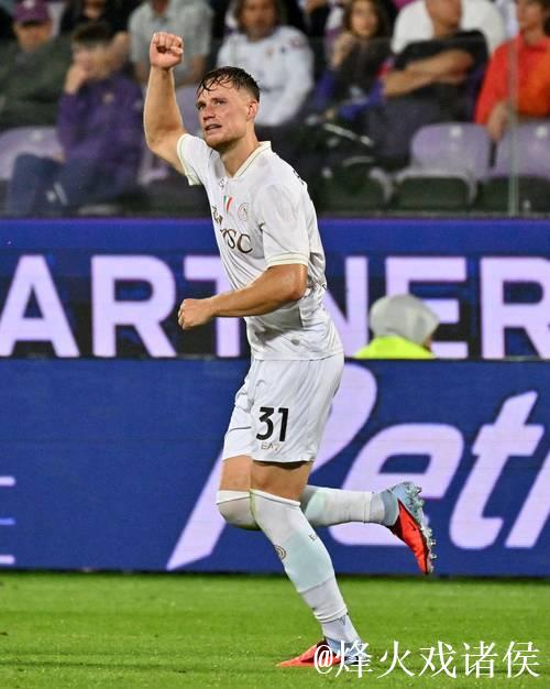 意甲-霍伊伦梅开二度伊尔迪兹建功 那不勒斯2-1力克尤文图斯